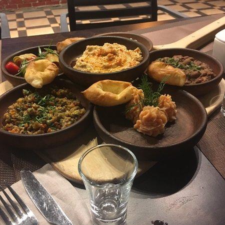 Restaurant Lariss Ivannu Khachu